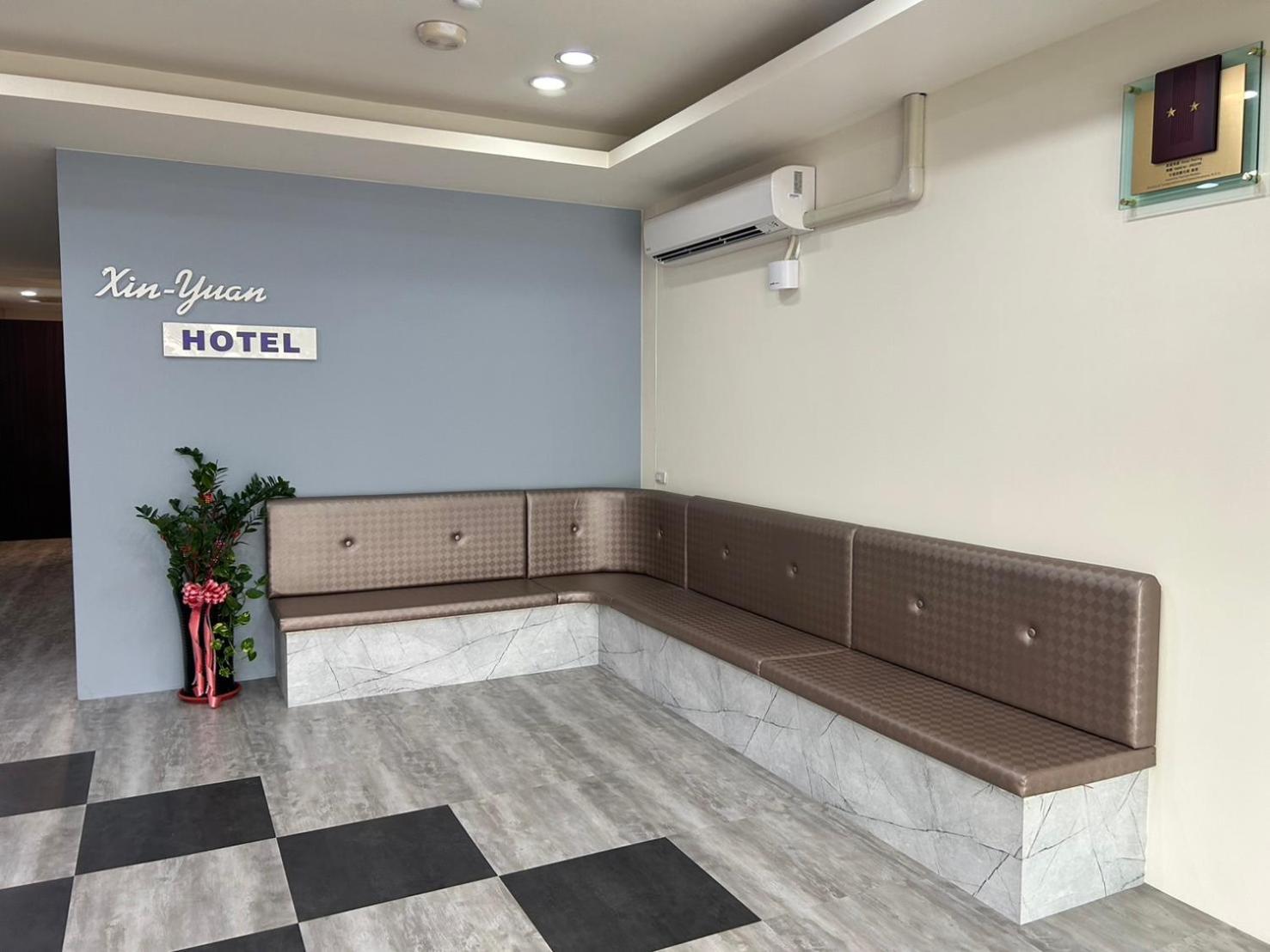 סינצ'ו סיטי 心園生活旅店 Xin Yuan Hotel מראה חיצוני תמונה