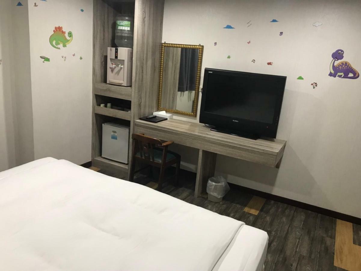 סינצ'ו סיטי 心園生活旅店 Xin Yuan Hotel מראה חיצוני תמונה